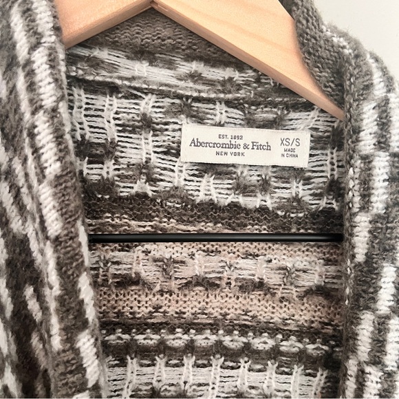 Abercrombie & Fitch Wool Blend Waterfall Cardigan Sweater - XS/S - Picture 3 of 5